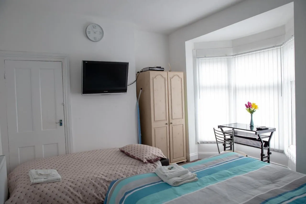 Alphalink Apartment Μίντλεσμπρο 0*,